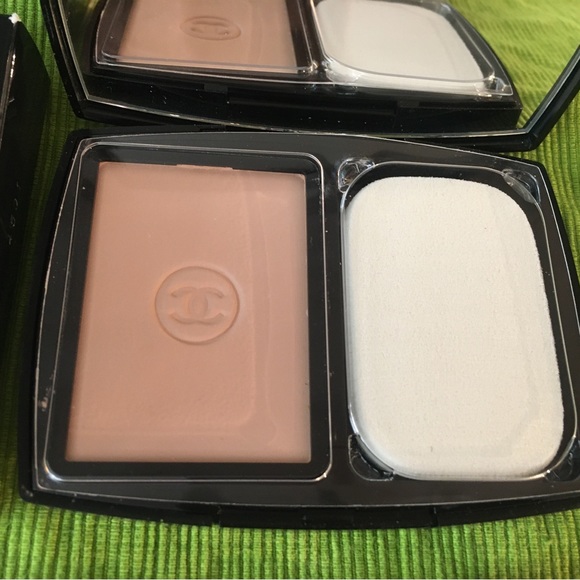 New-unopened-Chanel Double Perfection 57 Ivory compact discontinued rare - Picture 2 of 10